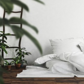 Dormir no chão: faz mal para o seu colchão e para a sua saúde?