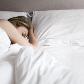A posição que você dorme pode revelar sua personalidade